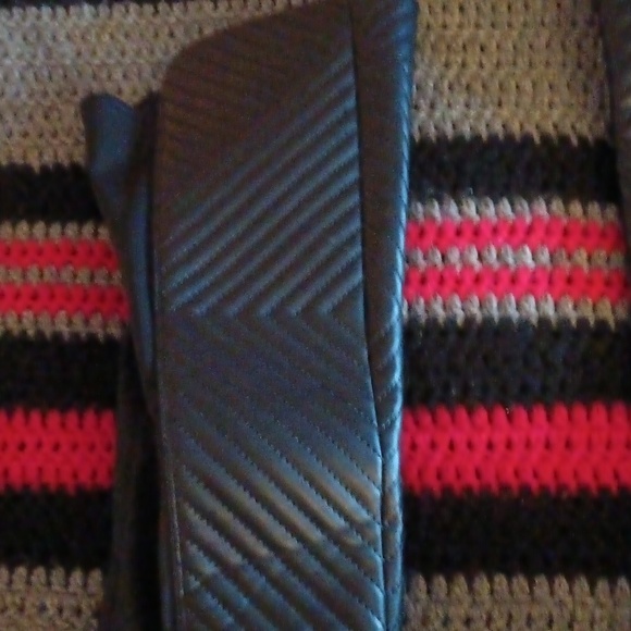 Boots - Picture 2 of 4